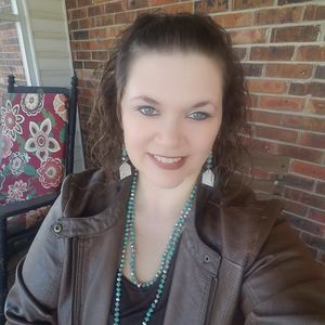 Meet your Posher, Mandy